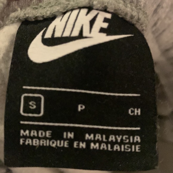 Nike cargo short - Picture 3 of 3